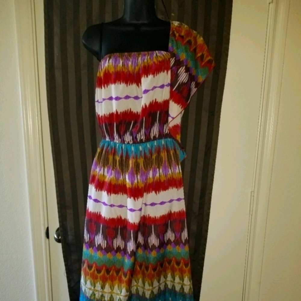 One shoulder maxi dress